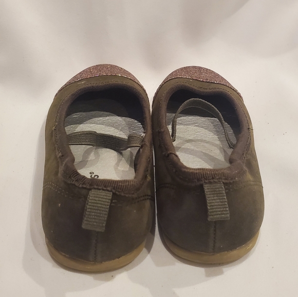 2/$10 Carter's ballet flats - Picture 2 of 5
